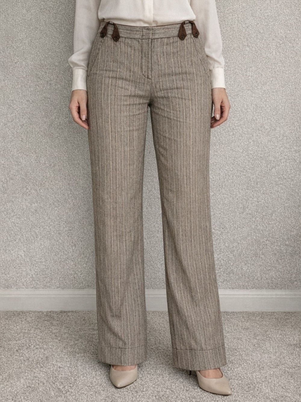 BCBGMAXAZRIA Pinstripe Wide Leg Pants w/ Button Tab Detail – Neutral Linen Blend